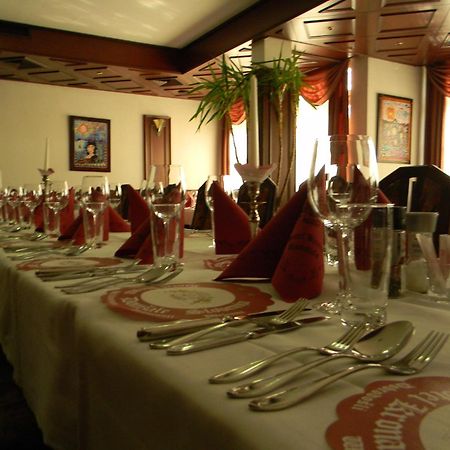 Hotel Krona Domžale Eksteriør billede