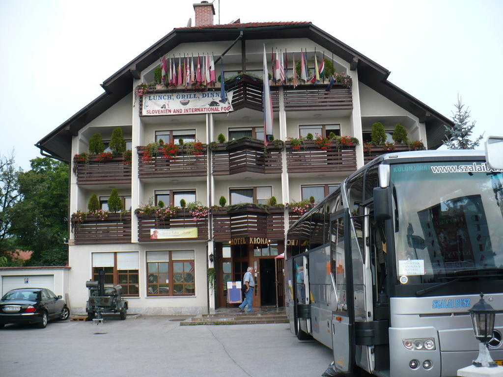Hotel Krona Domžale Eksteriør billede